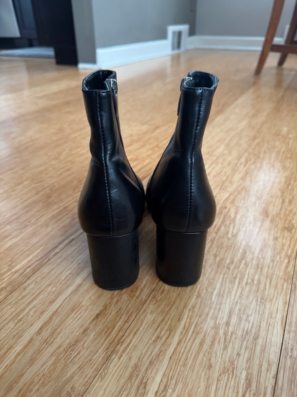 Steve Madden Pointed Toe Black Ankle Boots - Picture 5 of 8